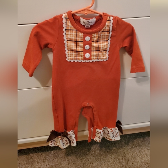 Pumpkin Spice plaid ruffled romper  Marie Nicole 3-6m - Picture 1 of 1